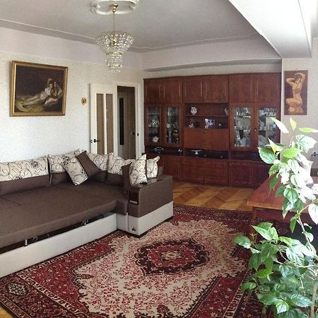 Room In Apartment At Tigrana Metsa Erywań Zewnętrze zdjęcie